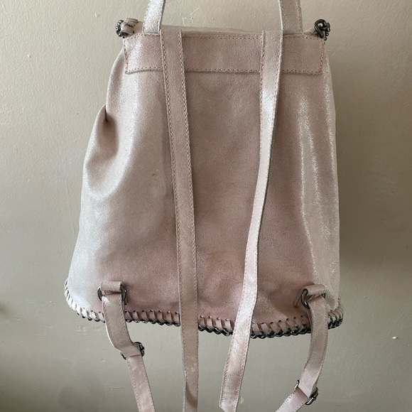 Backpack - Picture 2 of 3